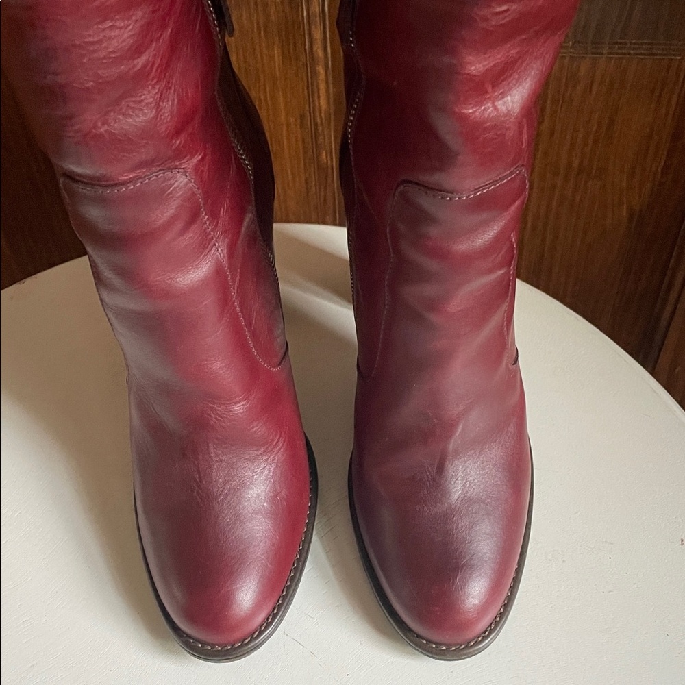 LANVIN Paris Burgundy Wine Leather Knee High Heel Boots 40 10 Worn Once RARE! - Picture 2 of 15